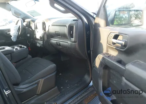 2020 Chevrolet Silverado 2Wd Short Bed Custom z USA, uszkodzony, nr VIN 3GCPWBEH1LG108666